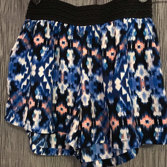 Summer Shorts - Picture 2 of 6